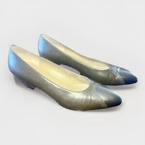 Vintage Salvatore Ferragamo Metallic Pewter Pumps Heels Size 8B